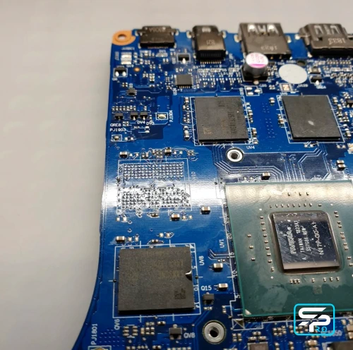 Lenovo Legion черный экран при запуске игры