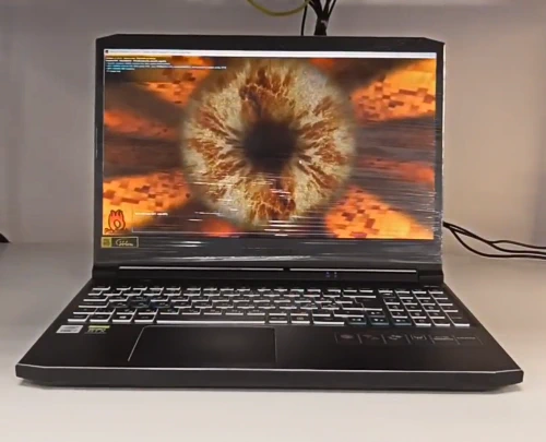 Acer Predator Helios не включается все работает