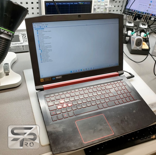 Acer Nitro 5 AN515-52 не включается и не заряжается